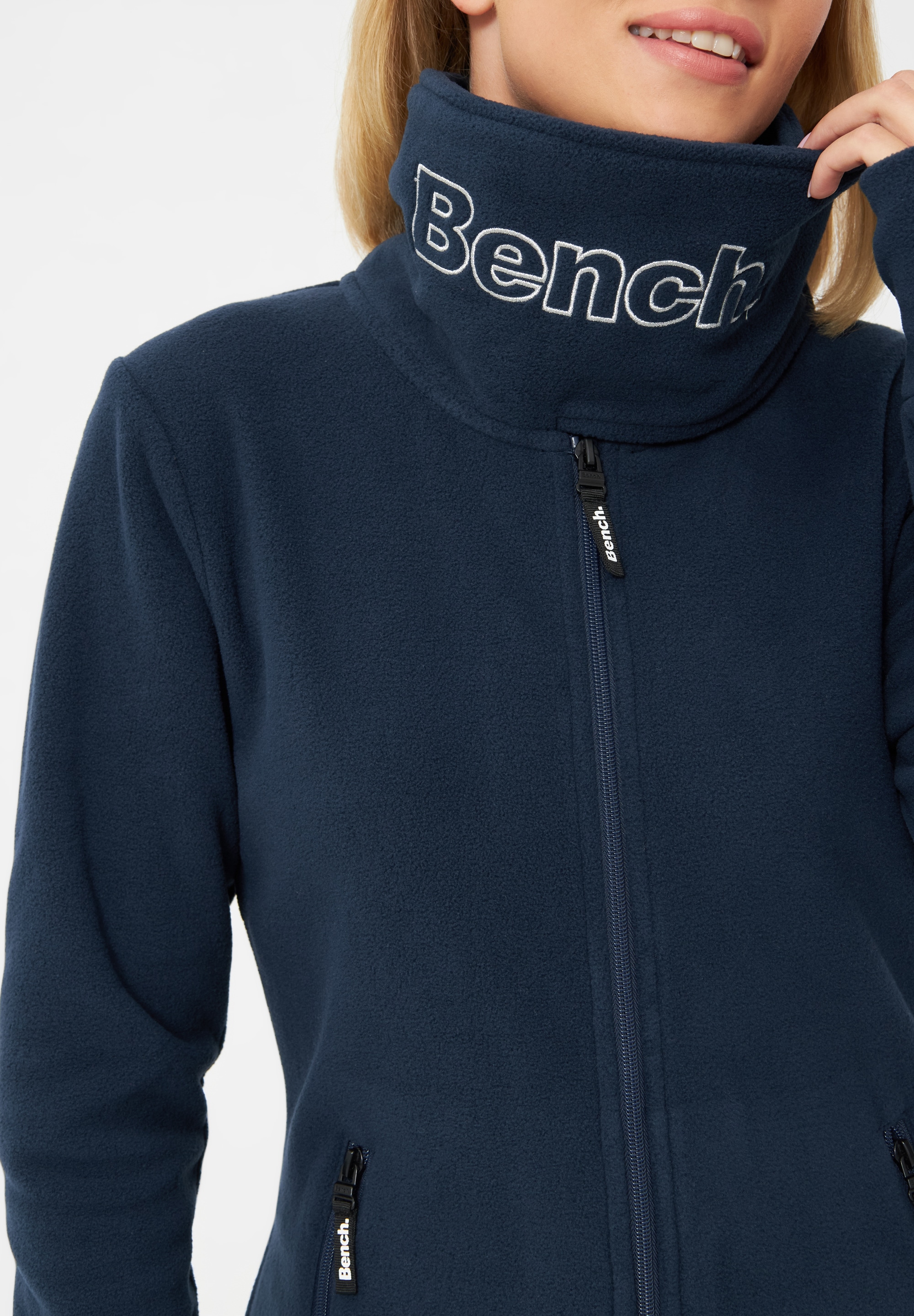 Bench. Fleecejacke »FUNNEL« 1 Stk. tlg. ohne Kapuze mit Glitzerstickerei