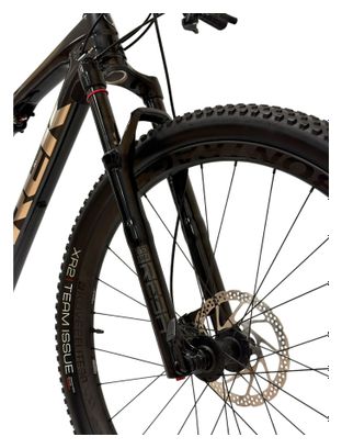 Produit reconditionné . Trek Supercaliber 9.7 Carbon XT 2023 . VTT . Trek . très bon état