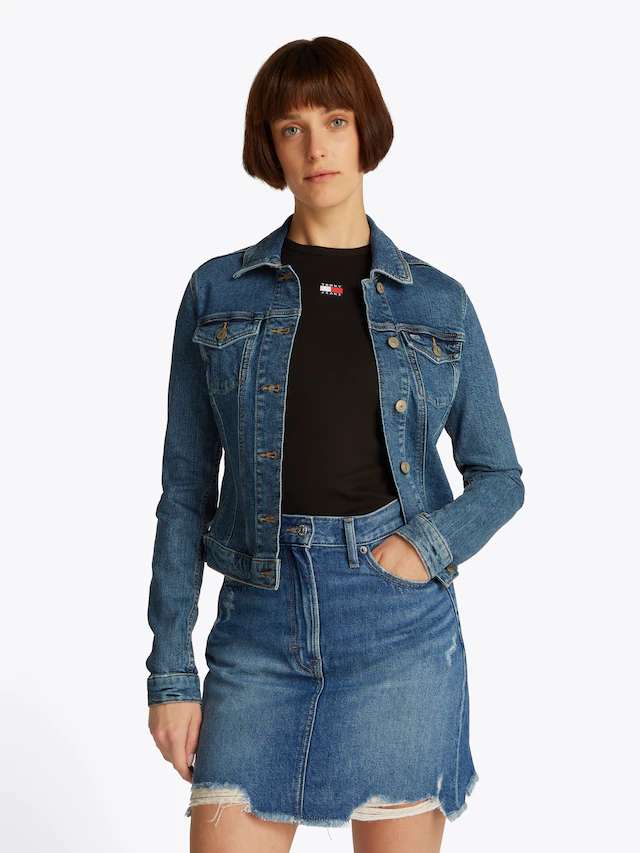 Tommy Jeans Jeansjacke »VIVIANNE SKN JACKET EXT BI8130« mit Logo-Badge