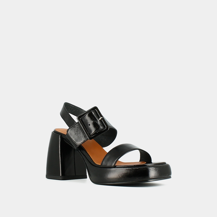 Sandales à bouts carrés et boucles  en cuir brillant noir
