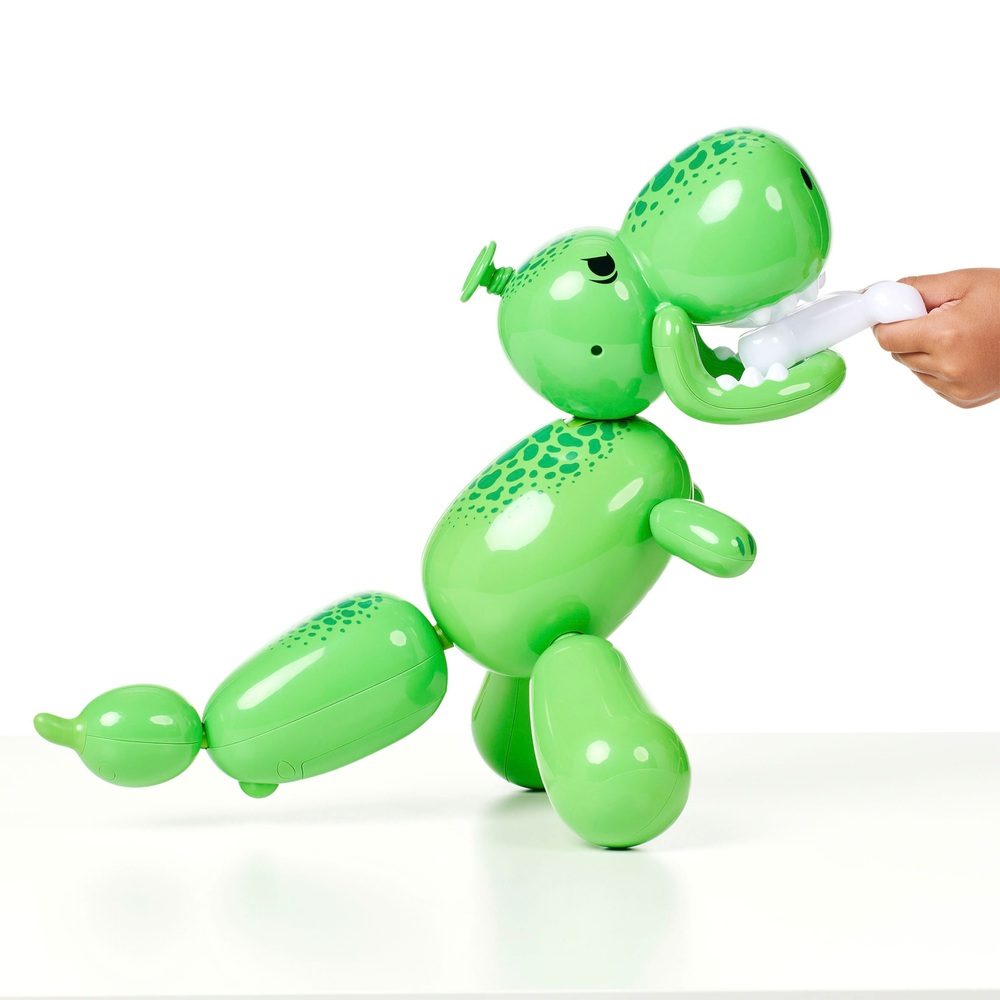 Squeakee, der interaktive Ballon-Dino