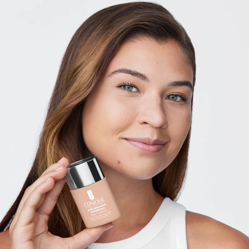 Clinique Anti-Blemish Solutions Liquid Makeup 30 ml - Cn 28 Ivory