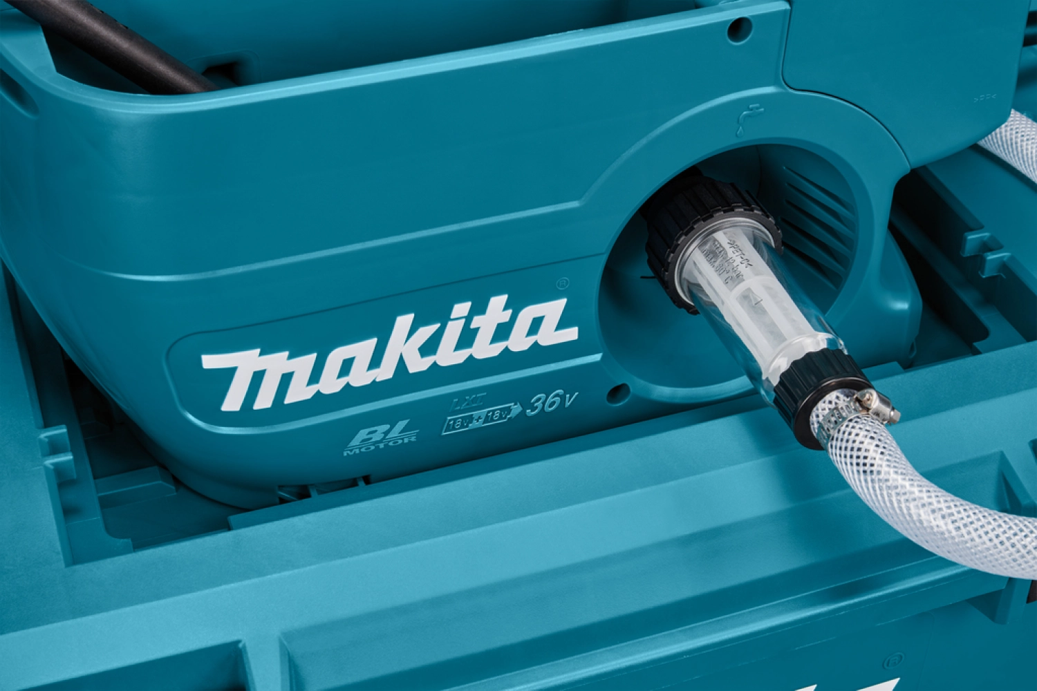 Makita DHW080ZK 2x18V Li-ion accu hogedrukreiniger body in koffer - 80 bar