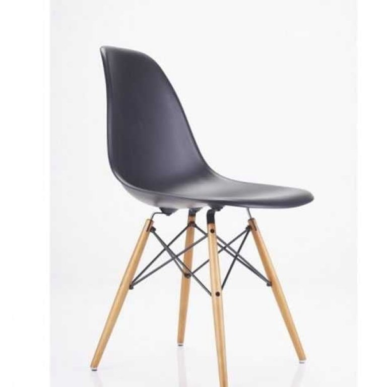 Vitra Eames DSW stoel met essen onderstel, Pebble