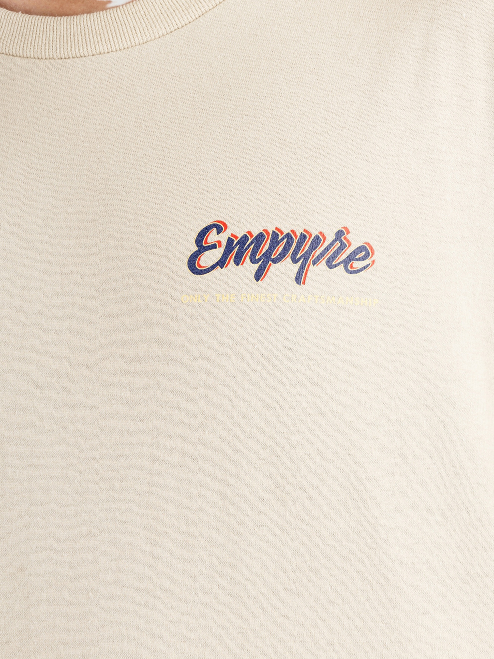 Empyre Street Style T-Shirt sand