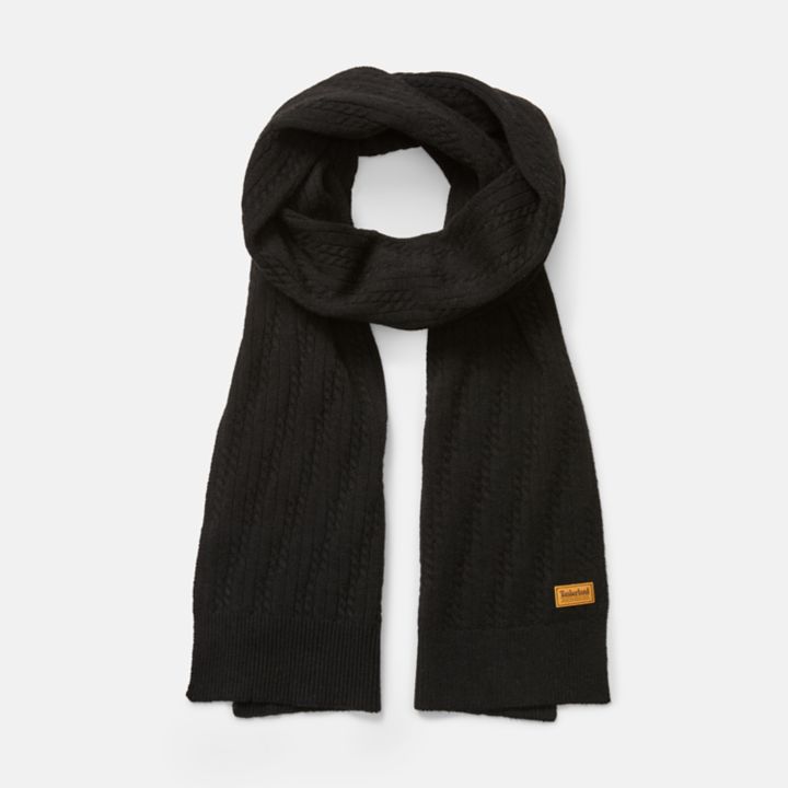 Cachecol feminino preto com padrão degradê em tranças.