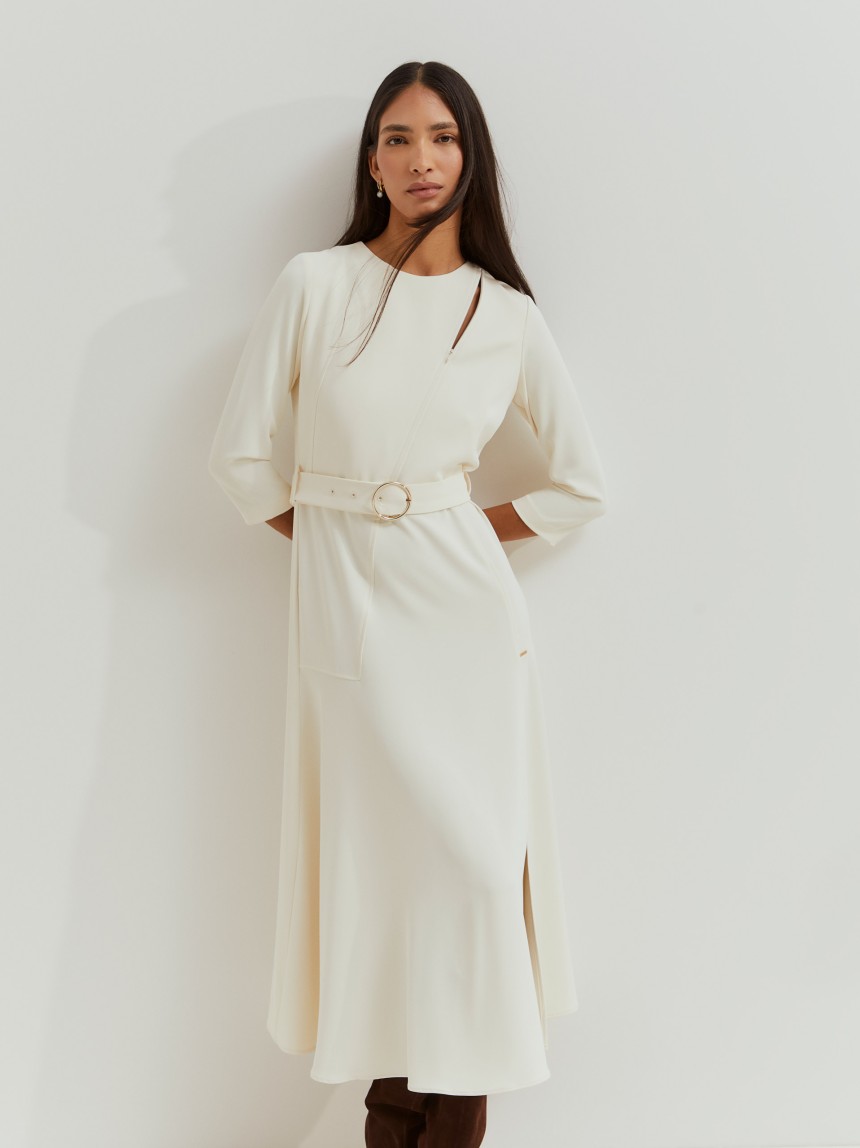 Vestido de malha comprido com cinto