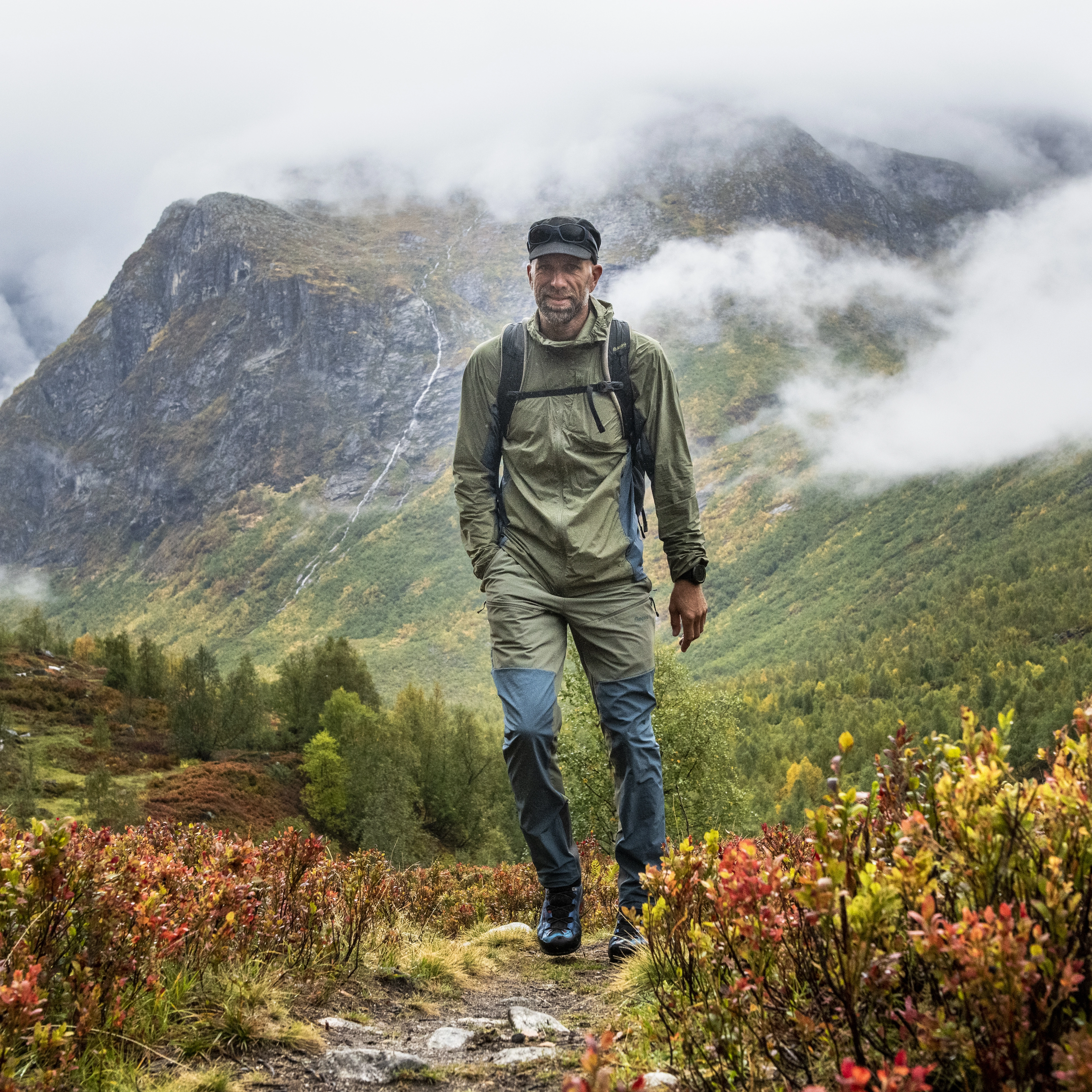 Rabot Lt Windbreaker Jacket Green Mud