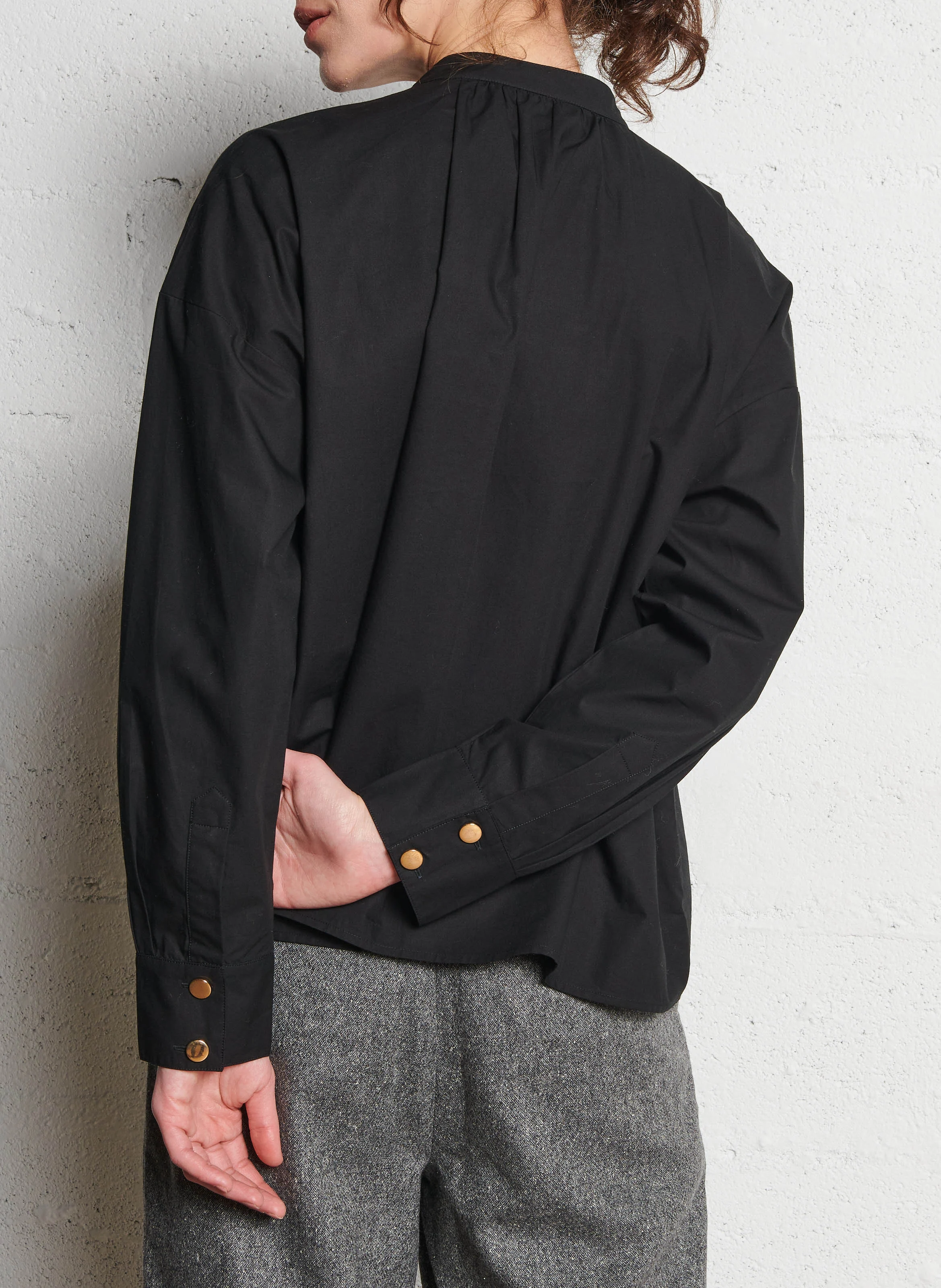 ALFRED - Chemise ample col rond en coton | Noir