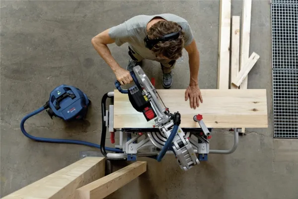 Bosch KAP-/GERINGSSAV GCM 18V-305 GDC SOLO