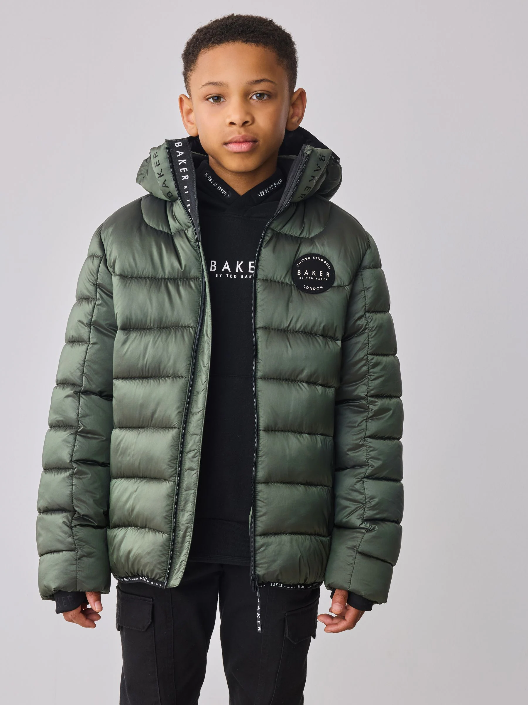 Kakigroen - Baker By Ted Baker - Regenbestendige halfzware gewatteerde jas