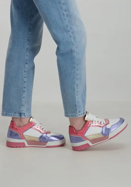 DWRS Sneaker Ruby sequins