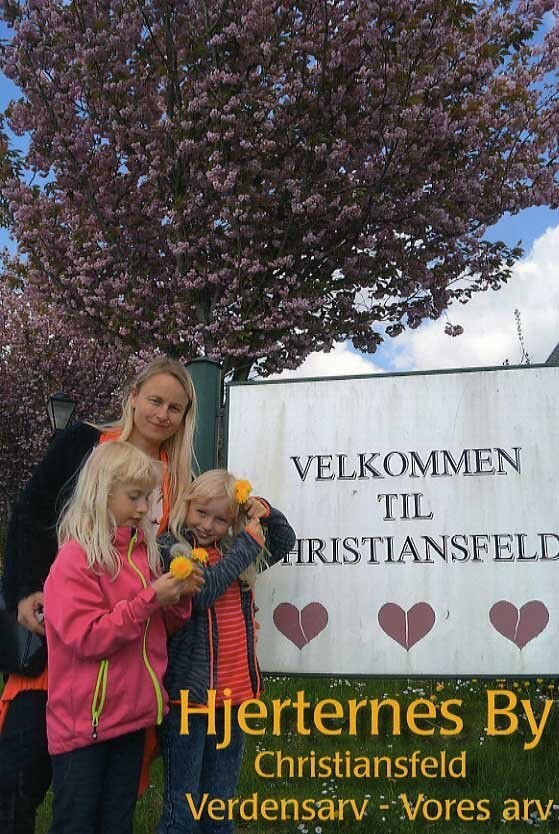 Hjerternes By - Christiansfeld - Henri Nissen - Bog