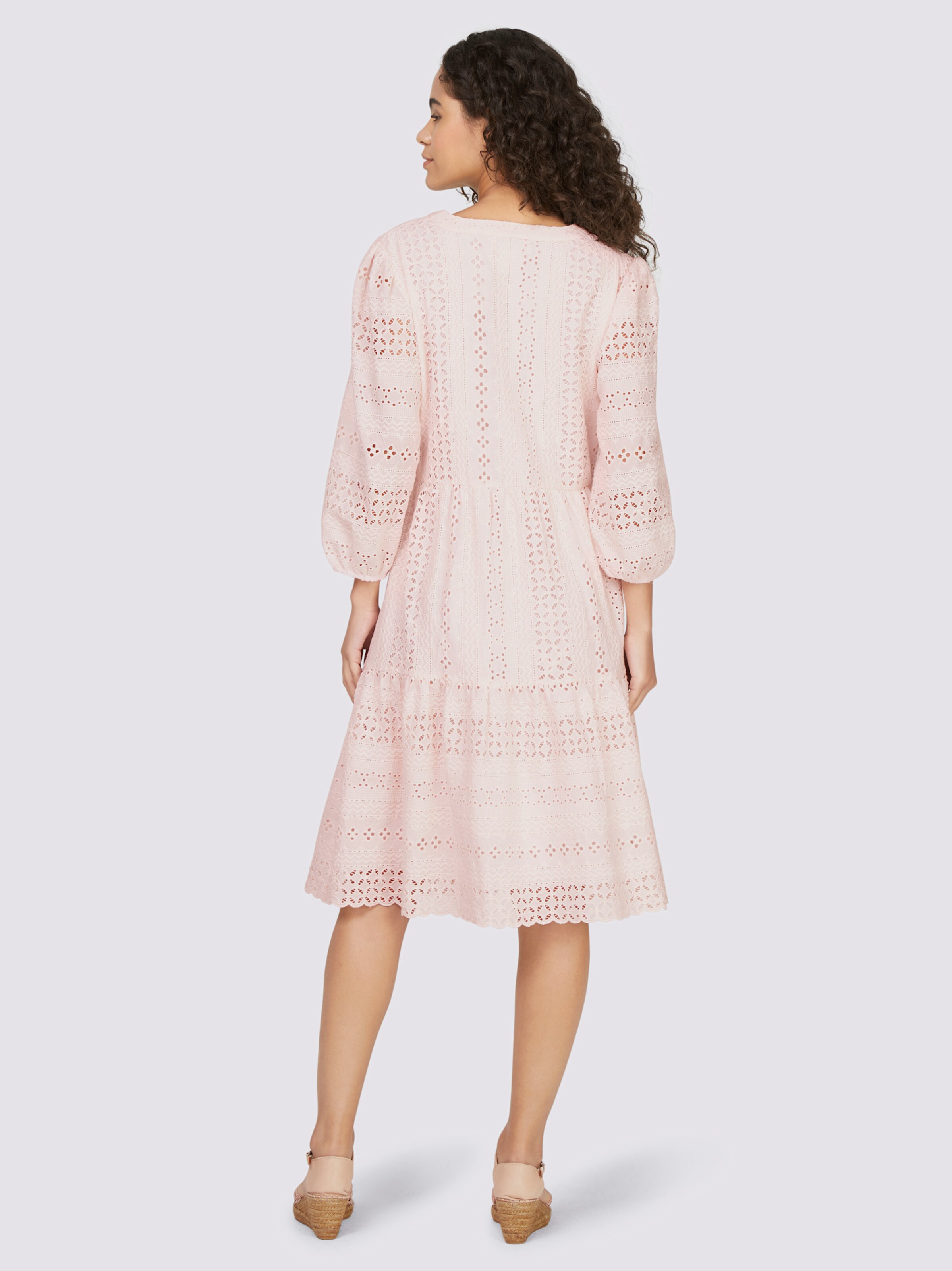 Kleid