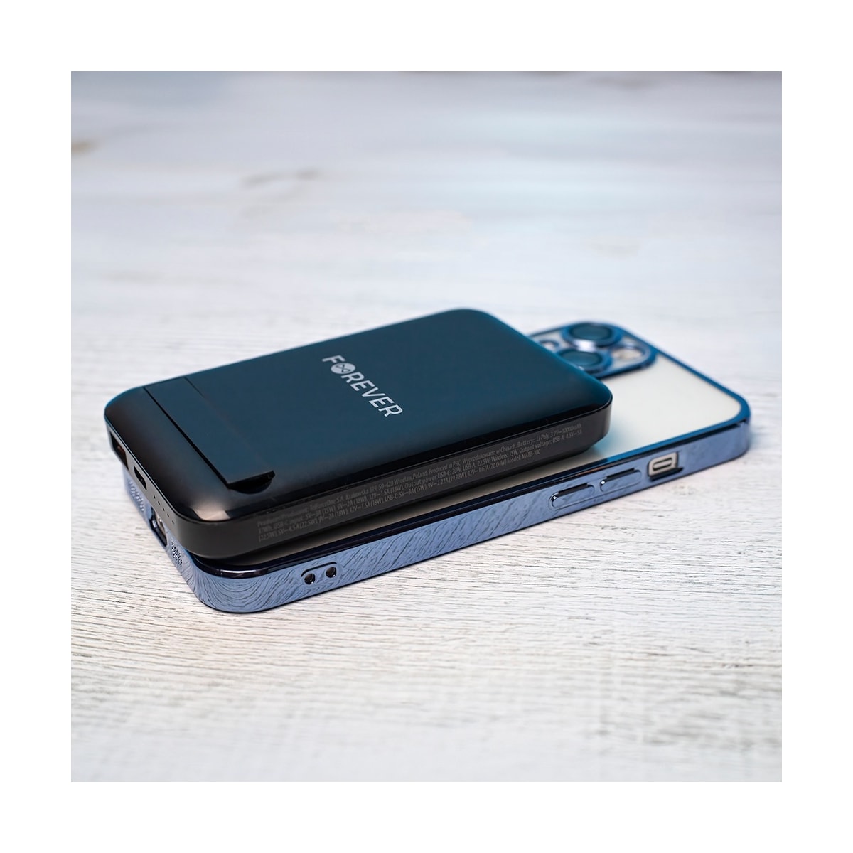 Forever MATB-100 Powerbank med trådløs lading, PD QC 22,5W 10000 mAh, svart