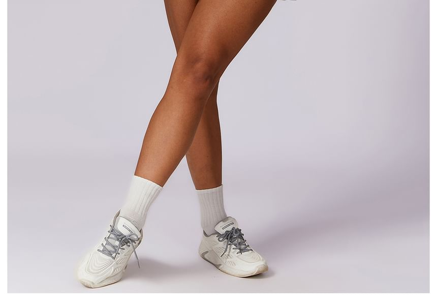 Skinniano - Sport tanktop met kraag en effen cropped pasvorm