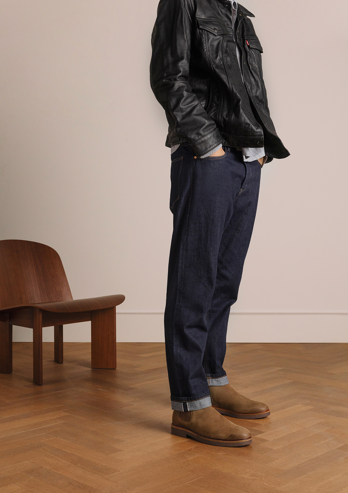 Taupe nubuck chelsea boots
