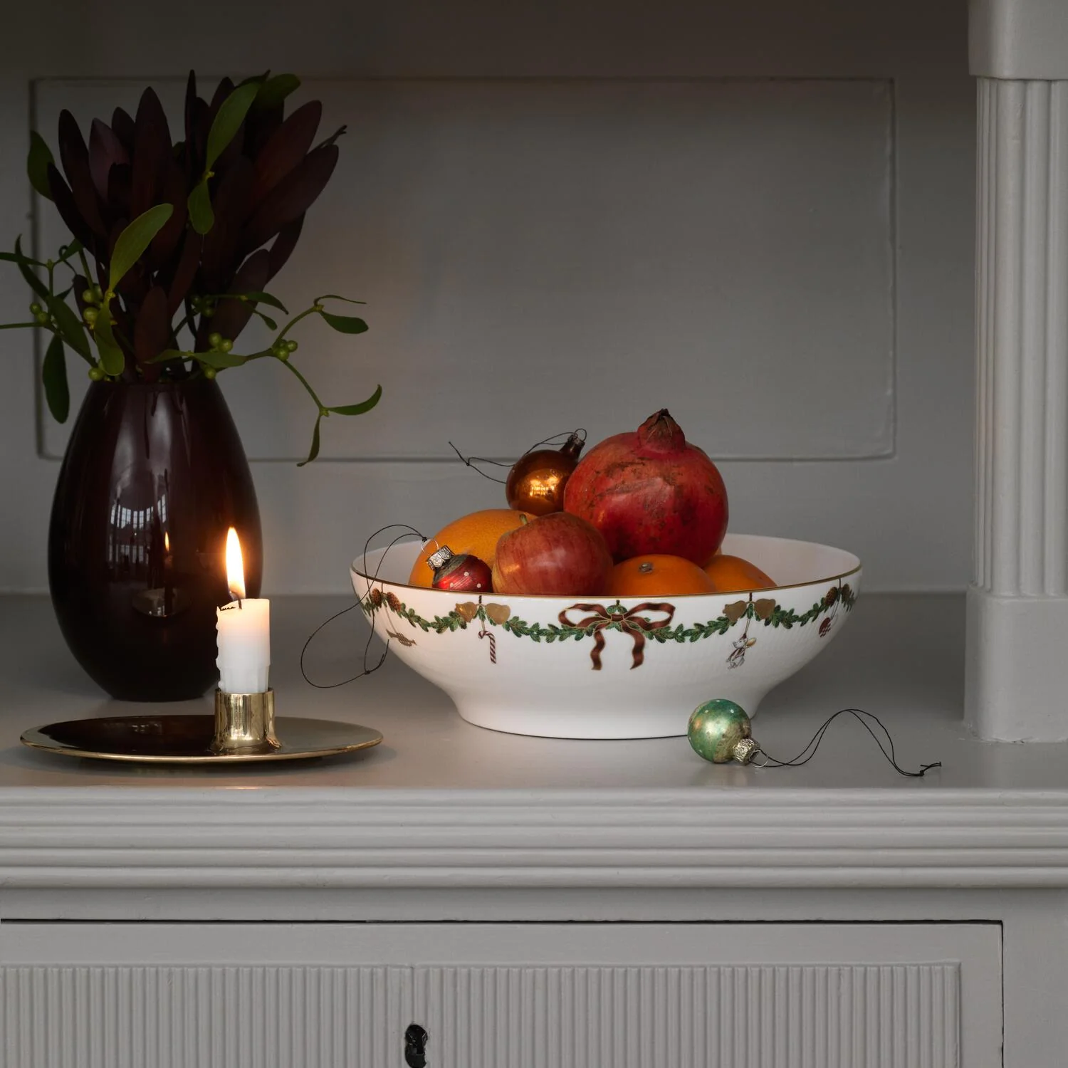 Royal Copenhagen  Stjerne Riflet juleskål - 220 cl
