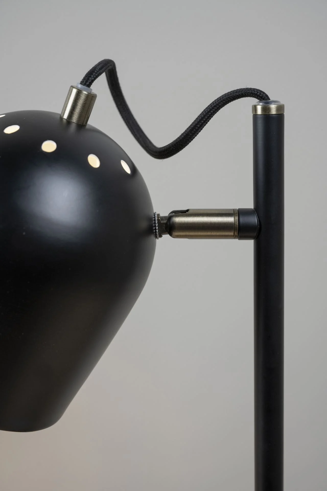 Bordlampe svart - 16x23,6x49,6 cm