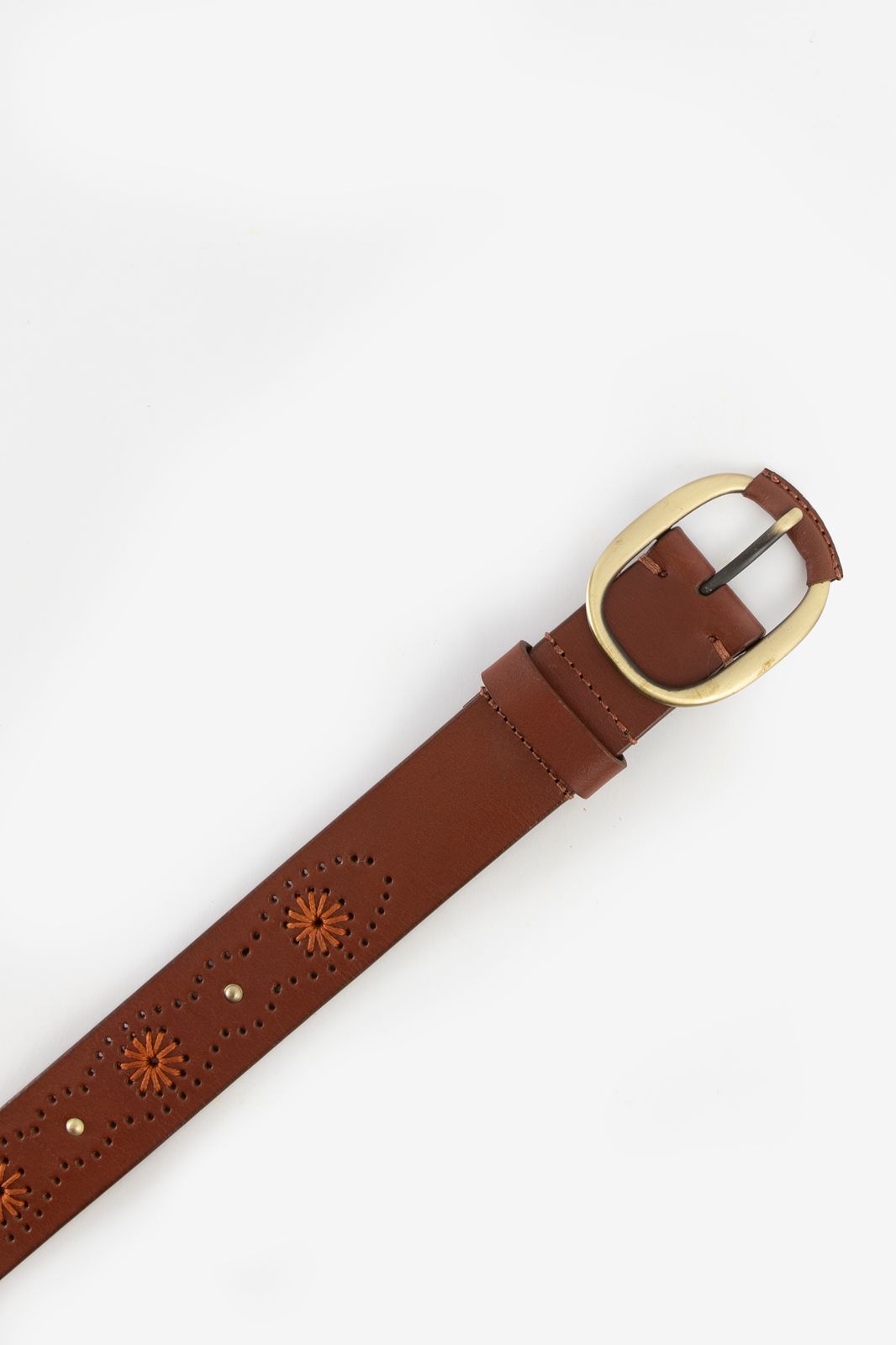 Bruine leren riem met embroidery