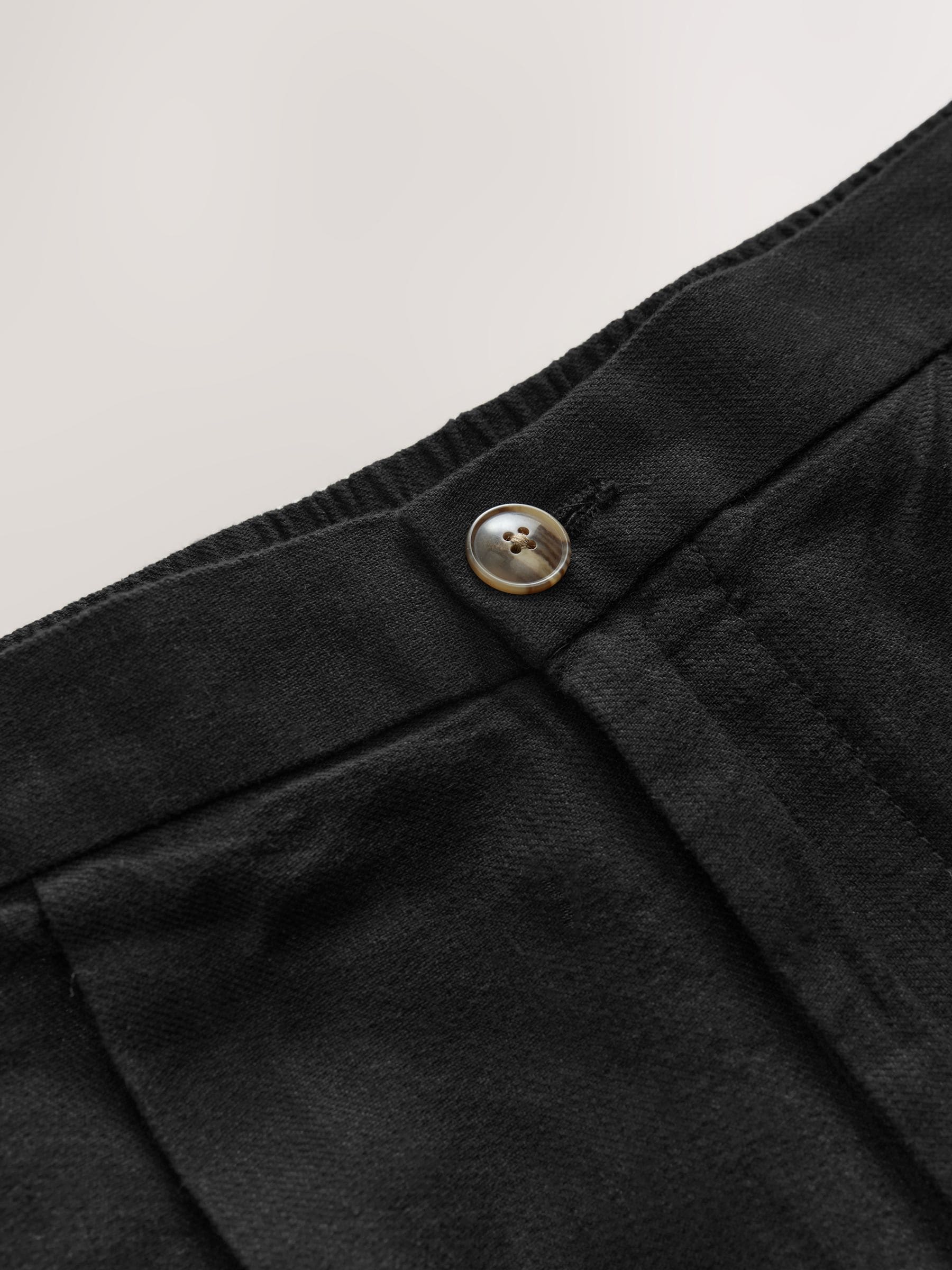 Zwart - Regular fit broek van katoen-linnenmix met elastische achterkant