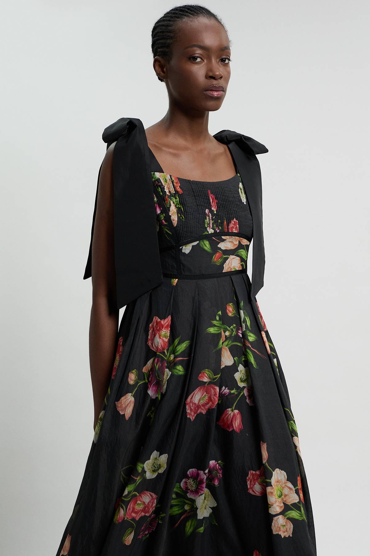 KarenMillen Robe à bretelles florale de printemps en soie et coton tissé