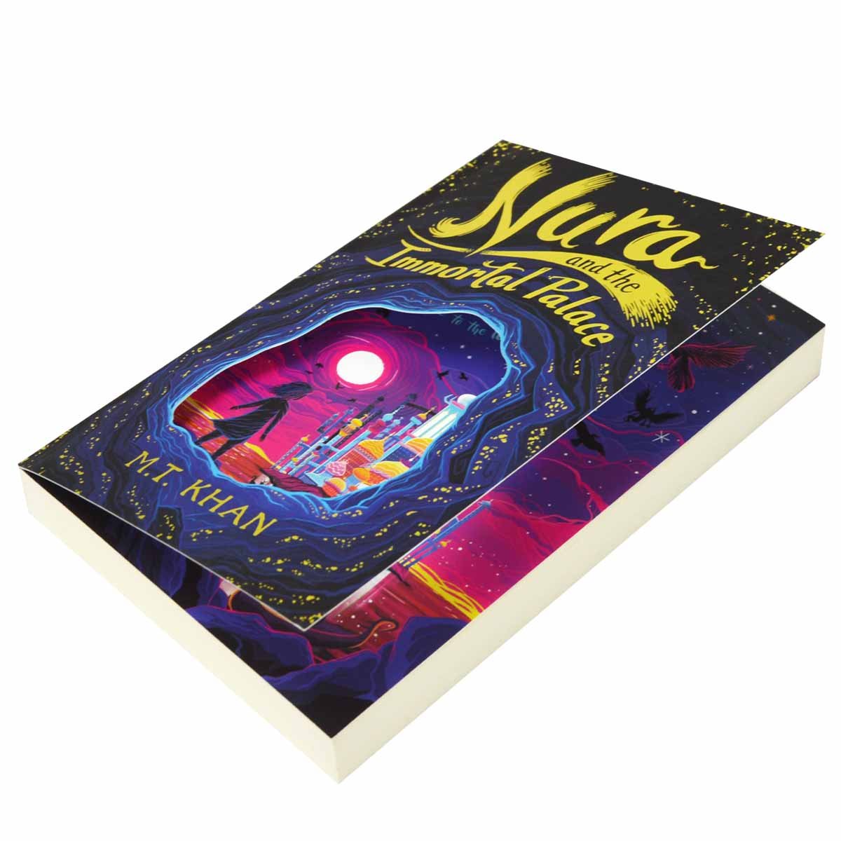 Nura and the Immortal Palace (Paperback)