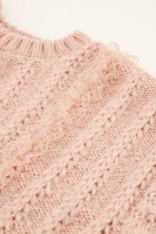 Roze kabeltrui met kant