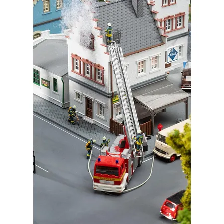 Faller 151638 - Feuerwehrkräfte Epoche VI, Set II