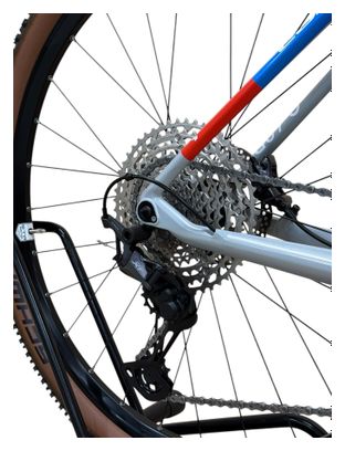 Produit reconditionné . Cube Reaction C62 Pro Carbon Shimano XT 2022 . VTT . Cube . très bon état