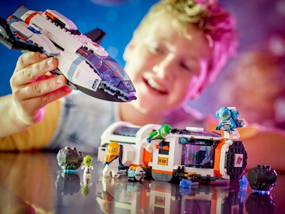 LEGO Modulair galactisch ruimteschip (60446)