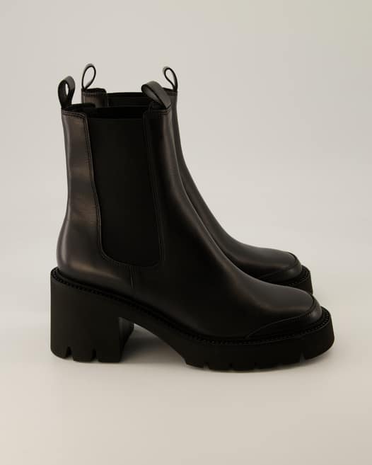 Kennel & Schmenger Glossy Chelsea Boots in Schwarz