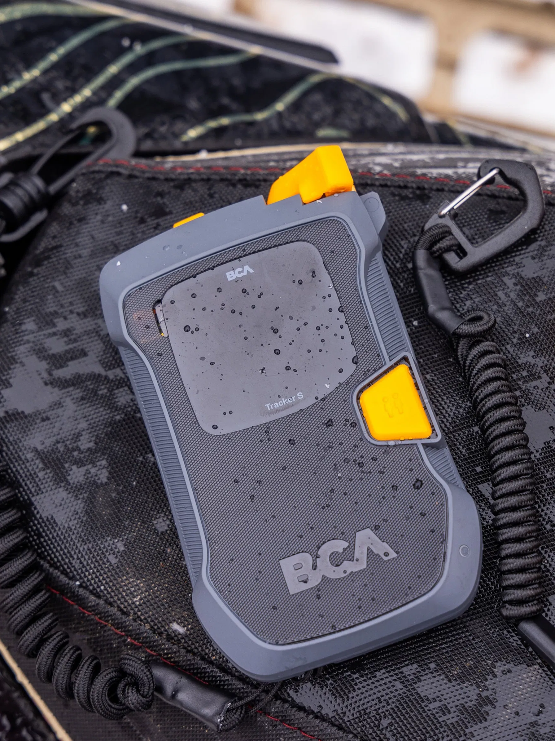 BCA Tracker S