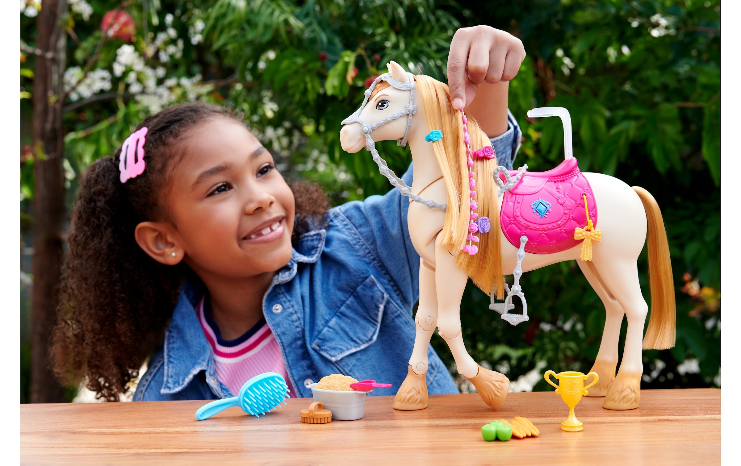 Barbie Anziehpuppe »Barbie Feature Horse«