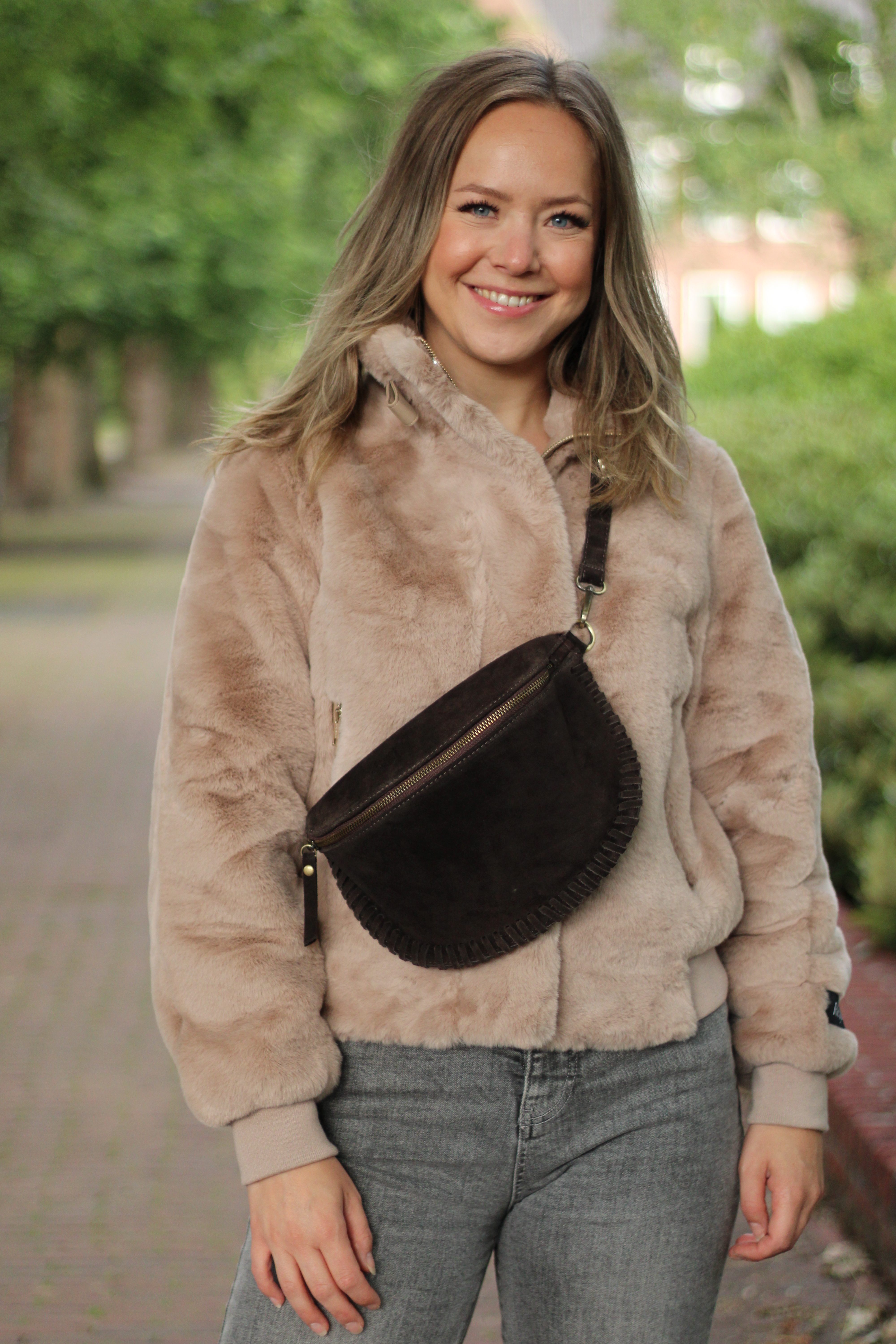 Rino & Pelle - Ambra Short Fake Fur Jacket - Oat