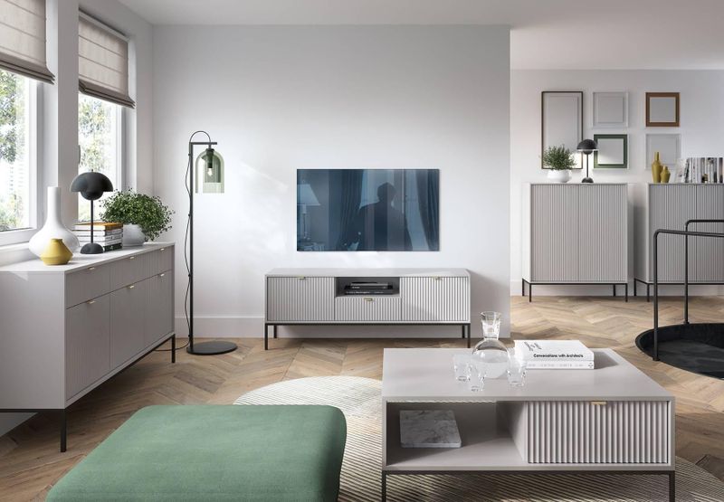 Vellore - Driedeurs Ladekast - Wit - Hout - 6 Planken - 3 Lades