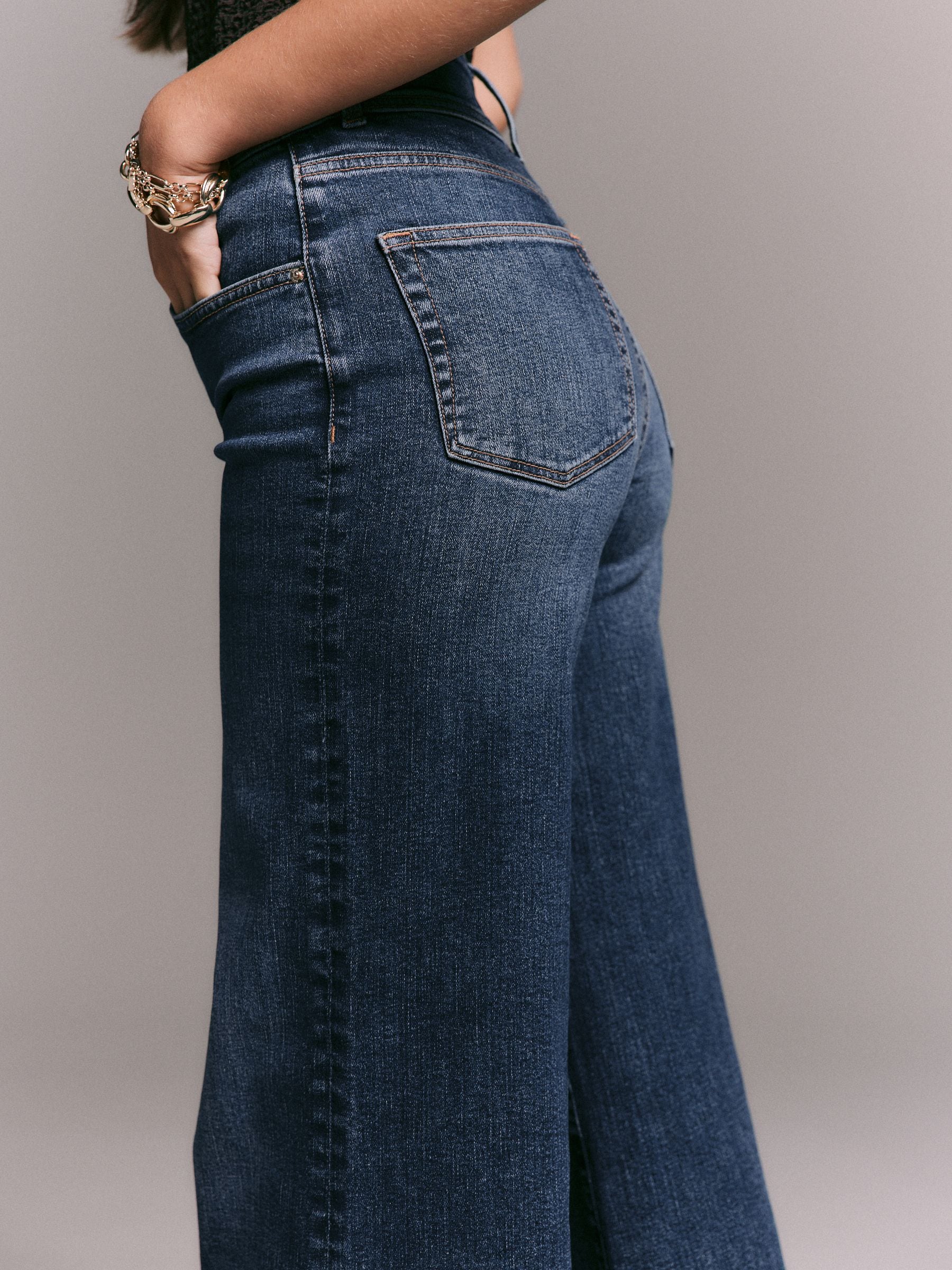 Donkerblauw - High Rise stretchy Jeans met wijde pijpen