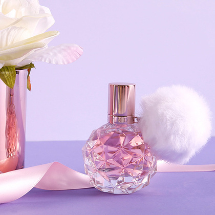 Ariana Grande ARI Eau de Parfum Spray