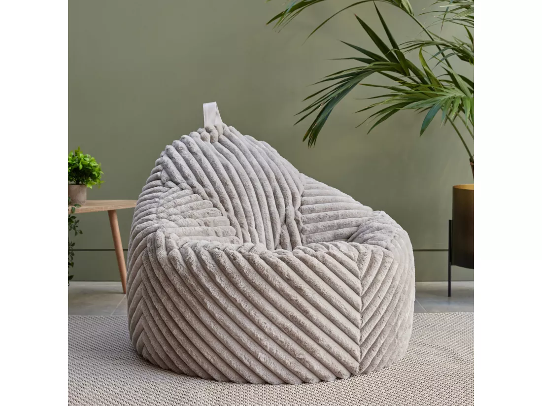 Pouf imitation fourrure côtelée gris clair - COCOON