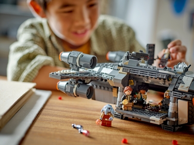 LEGO De Onyx Cinder (75374)