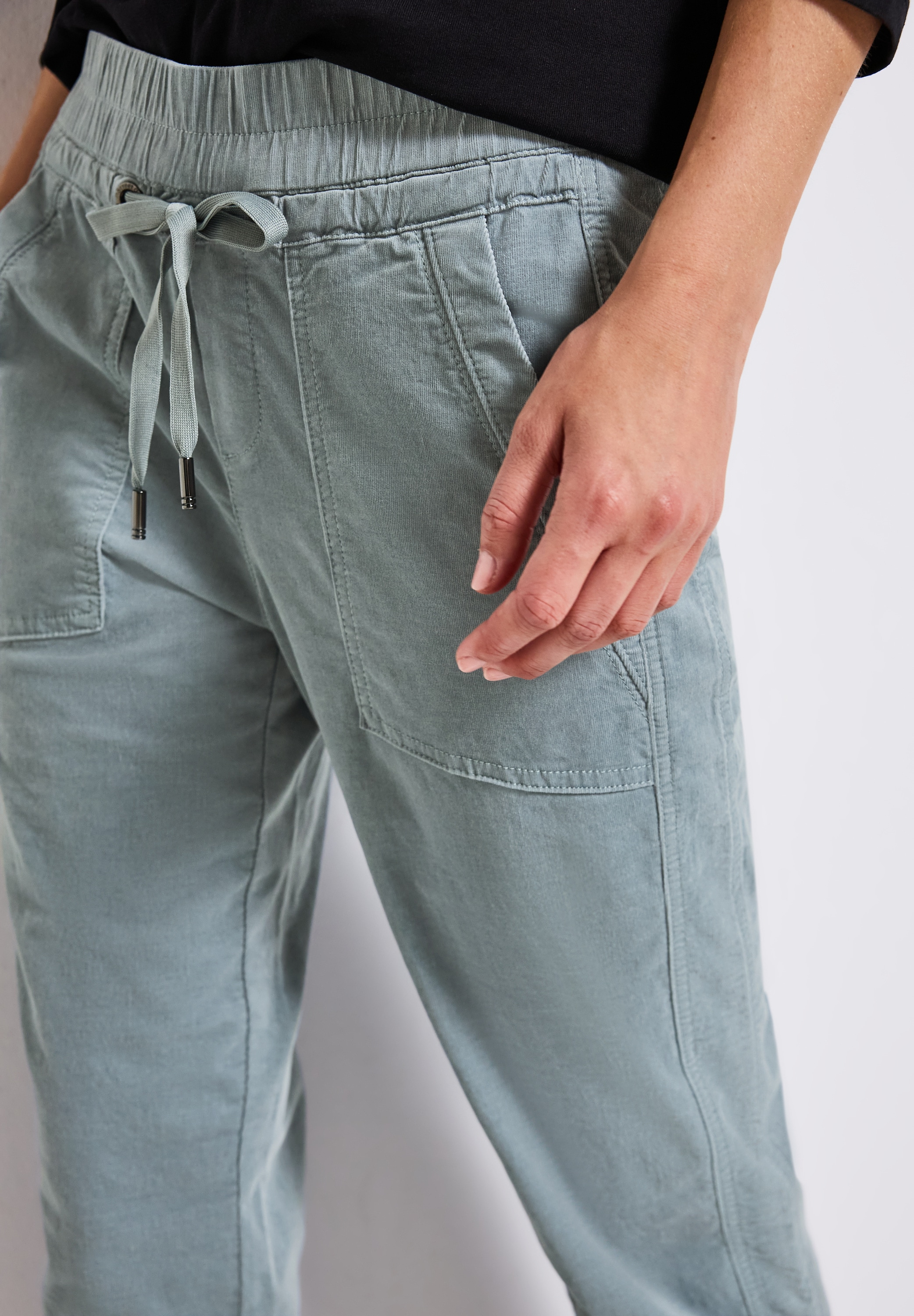 STREET ONE Cordhose »Style Bonny«  mit Taschen