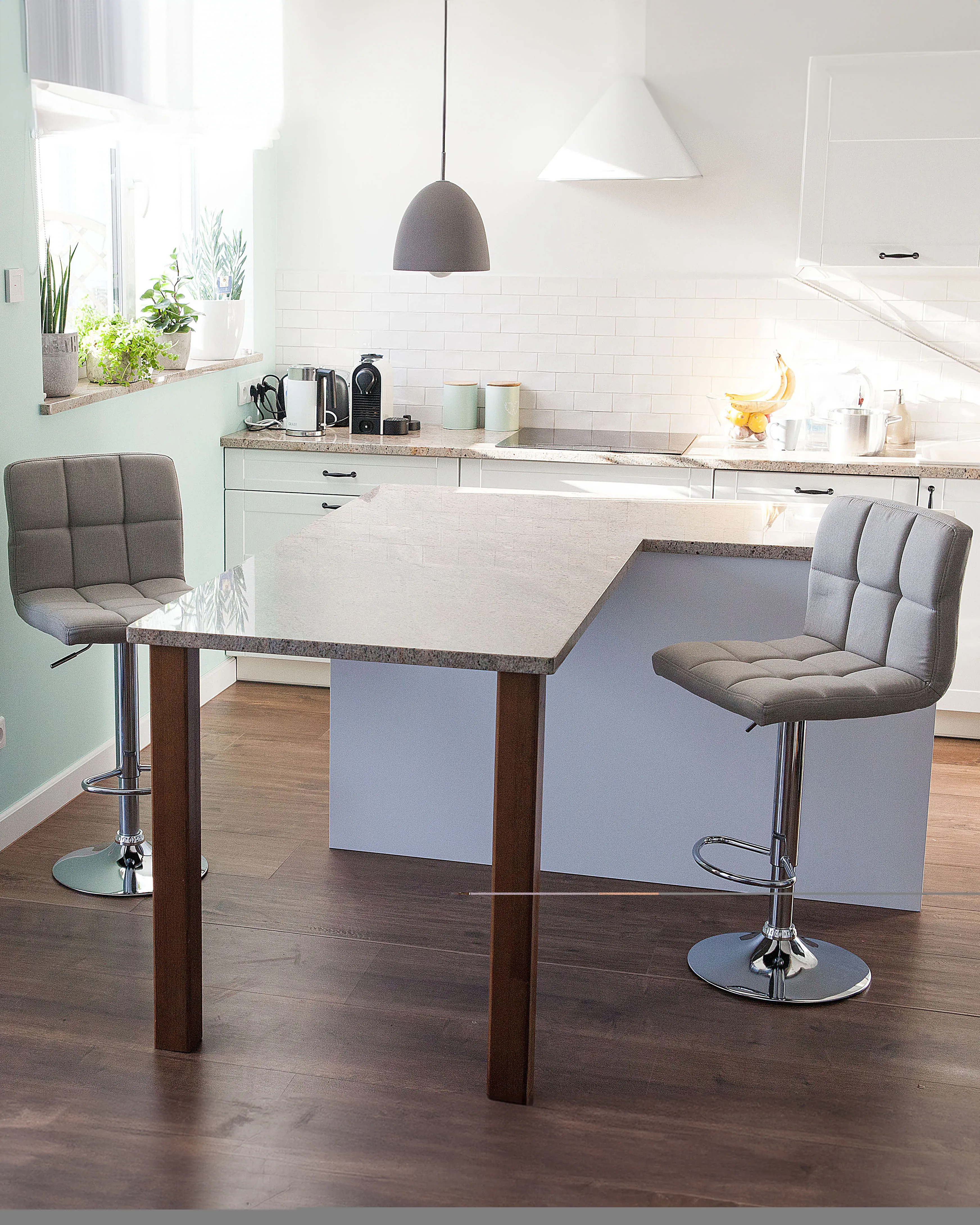 Set van 2 barstoelen MARION draaibaar Lichtbeige