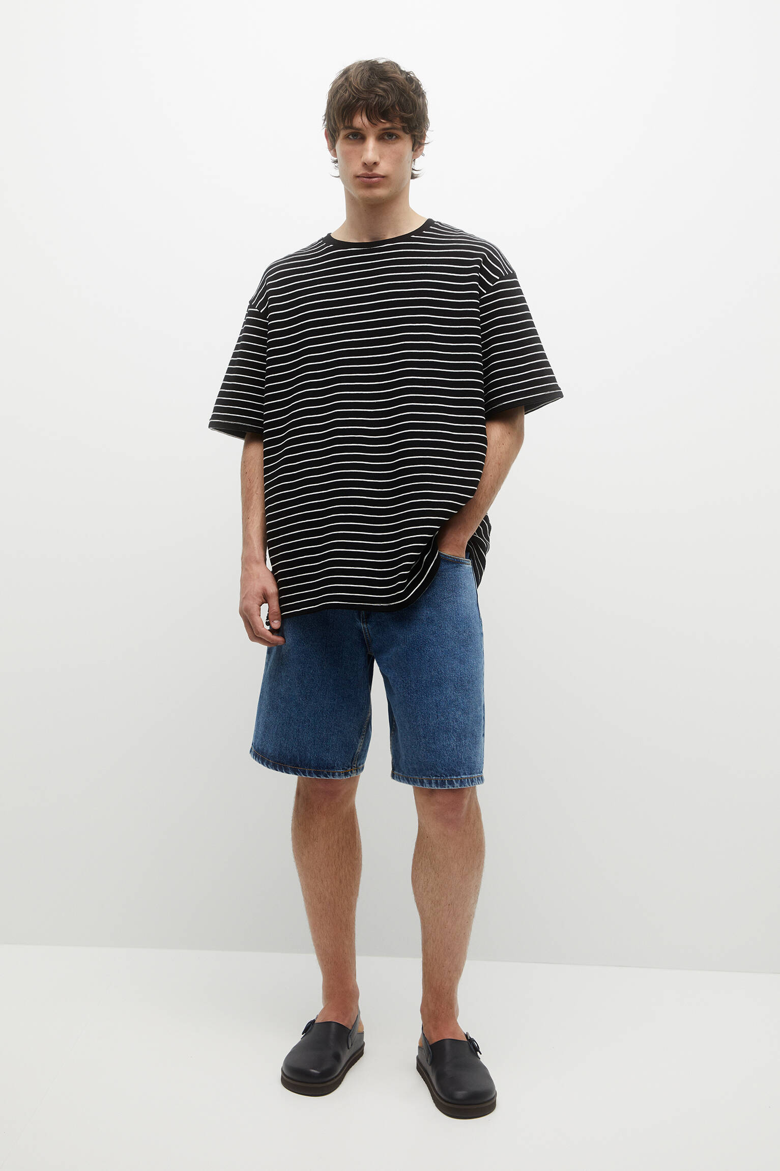 CAMISETA DE MALHA OTTOMAN LISTRADA - PRETA