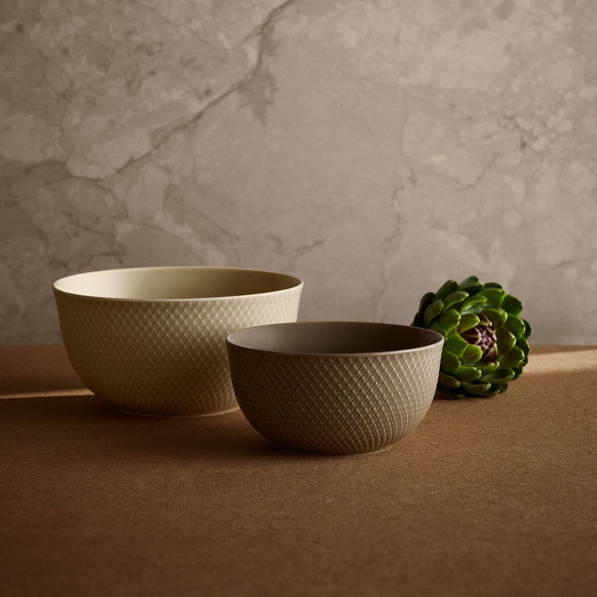 Rhombe Earth serveringsskål 22 cm, marble