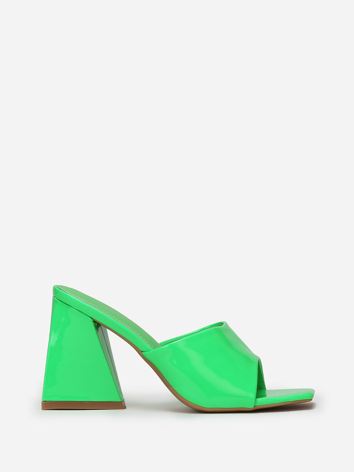 Mules vernies fluo à talon en triangle- Vert