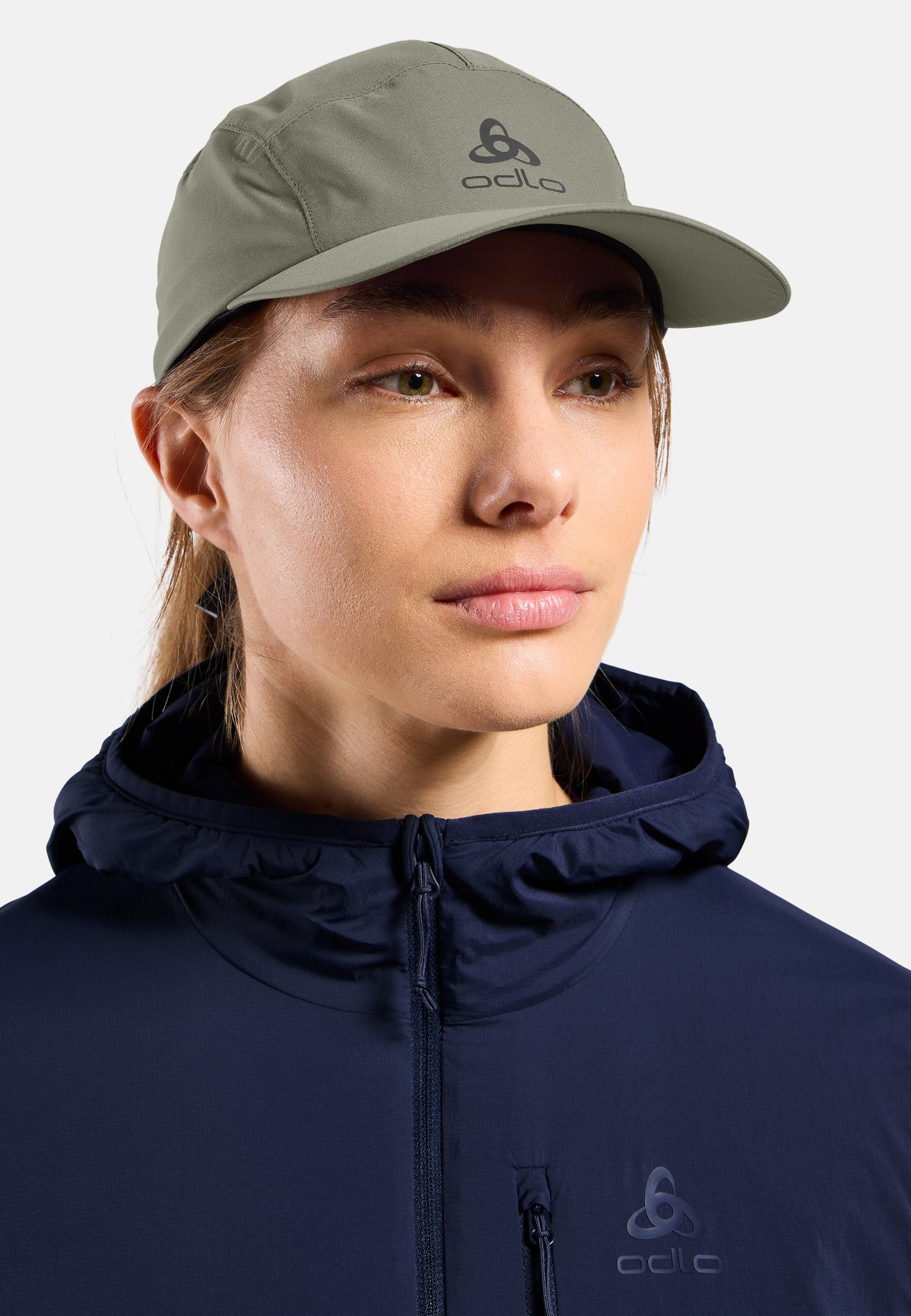 Wasserdichte Performance Laufcap in vetiver