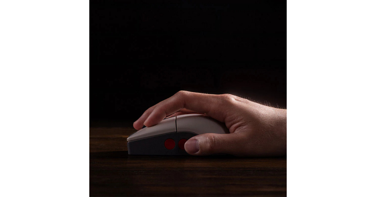 8BitDoRetro R8 Mouse - N Edition  (Grijs/rood, 50 - 26000 DPI, Bluetooth / USB-C / 2.4 GHz)