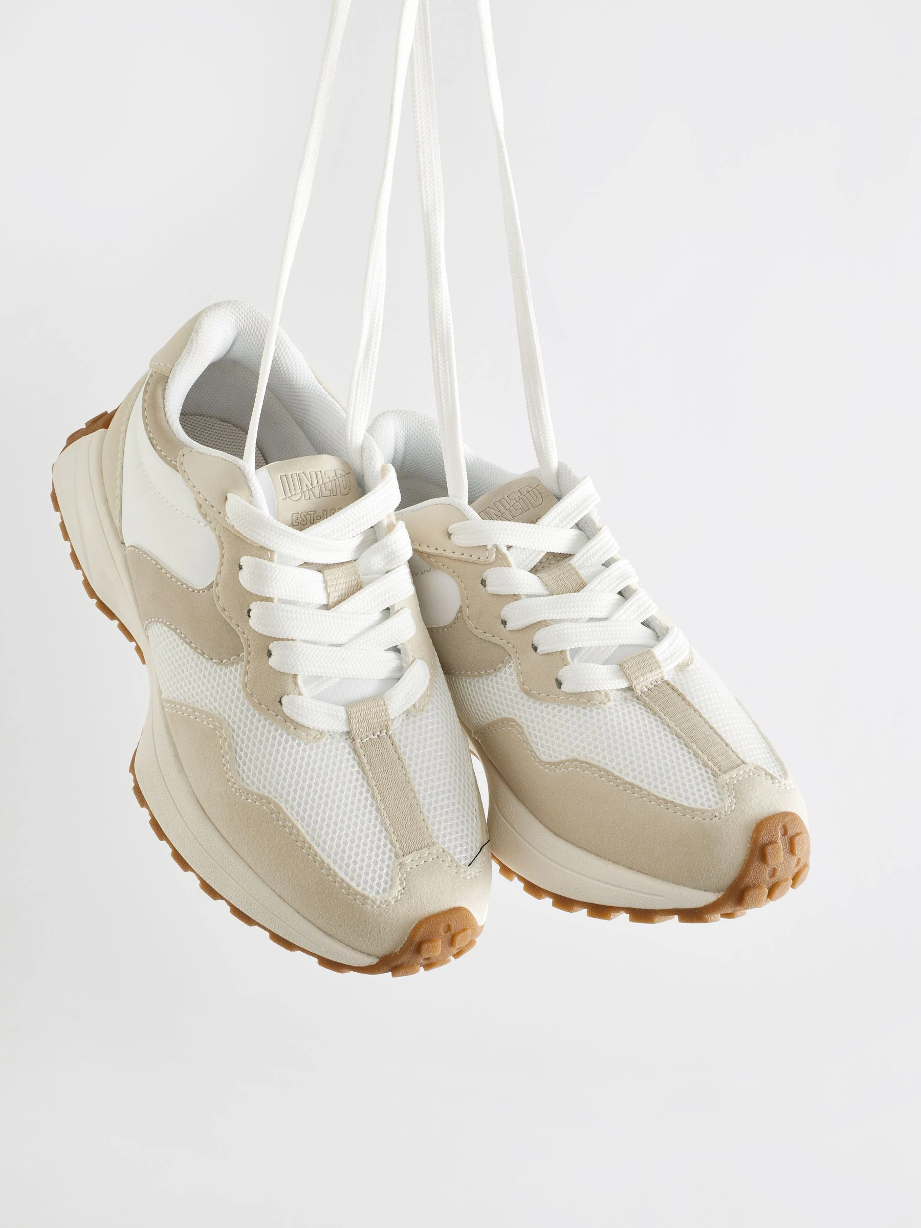 Wit neutraal - Vetersneakers met dikke zool