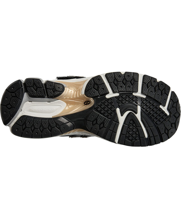 New Balance New Balance 2002 Kids Hook & Loop Black
