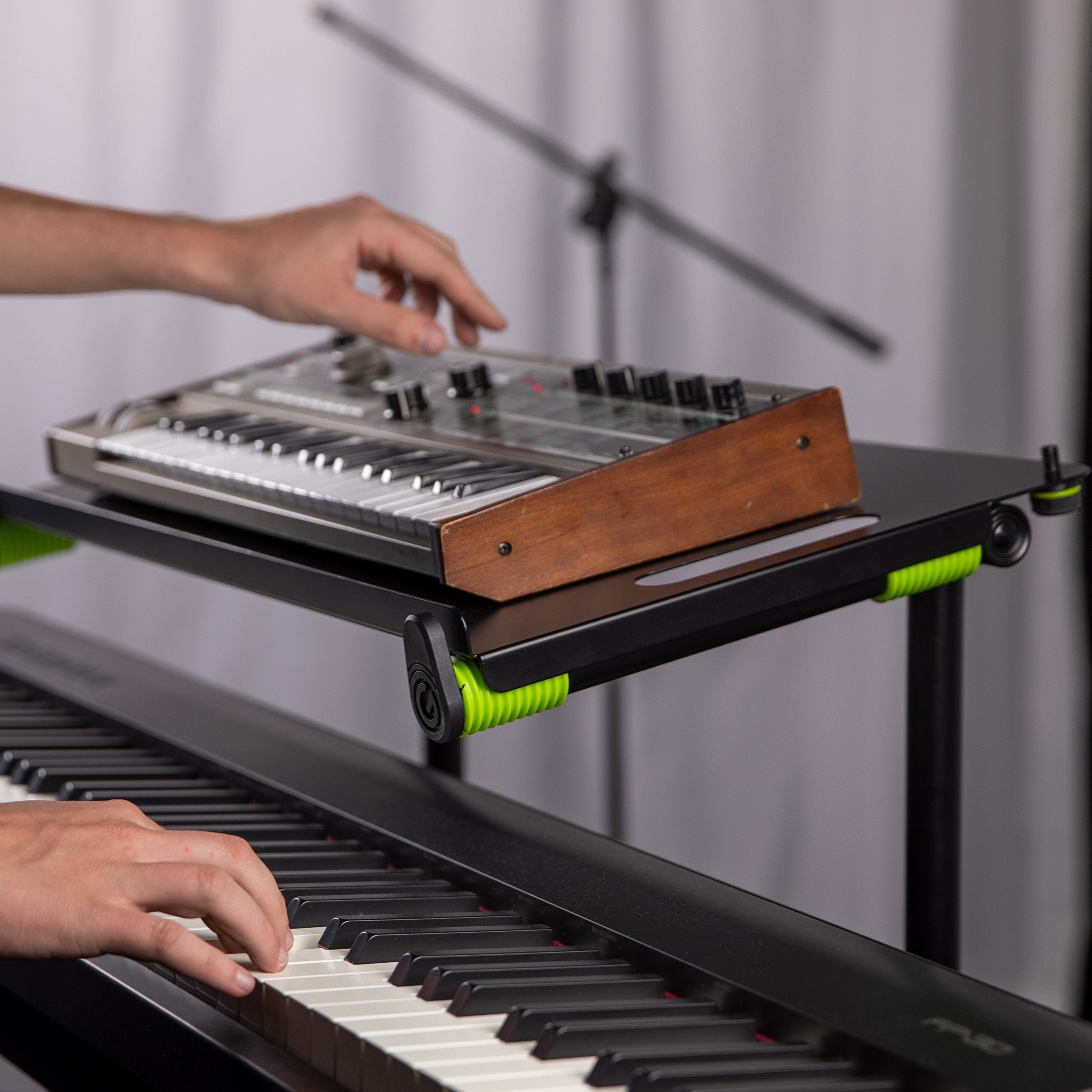 Gravity KS LTS 2 T add-on voor keyboard standaard